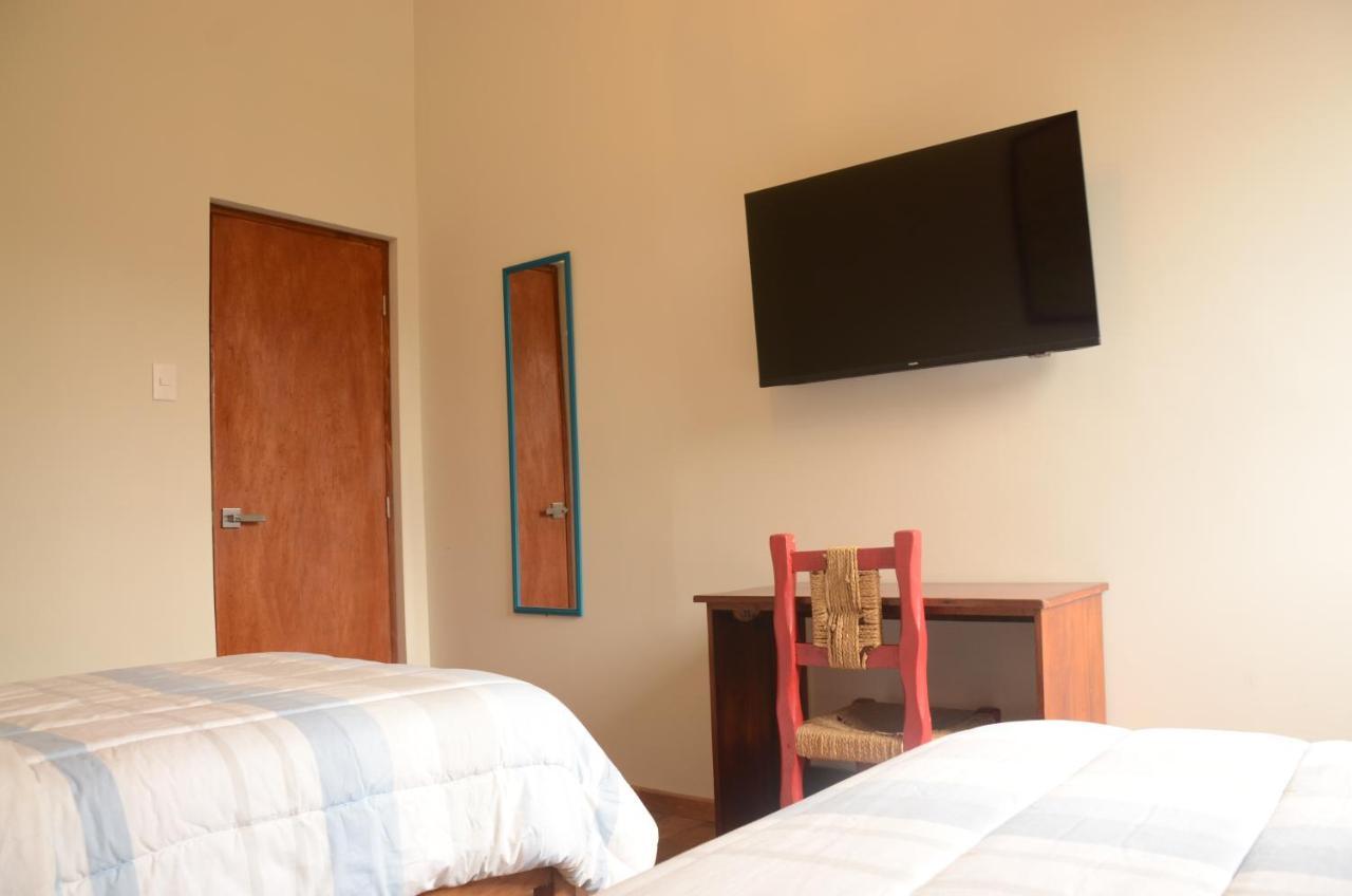 Flying Dog Lima B&B ภายนอก รูปภาพ